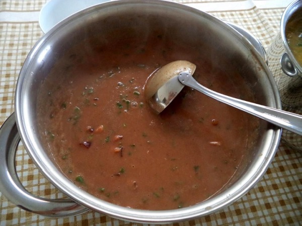 Sopa de feijão cremosa