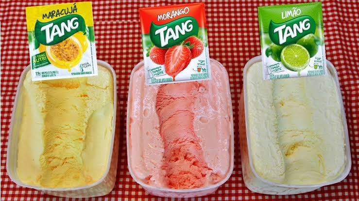 Faça 4 litros de sorvete com apenas 1 pacote de suco tang